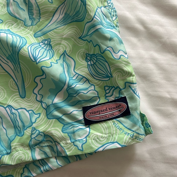 Vineyard vines swim - Picture 4 of 5